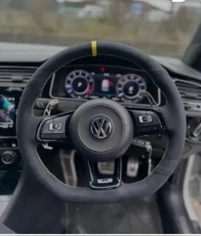 Ghost Customz custom steering wheel build 2
